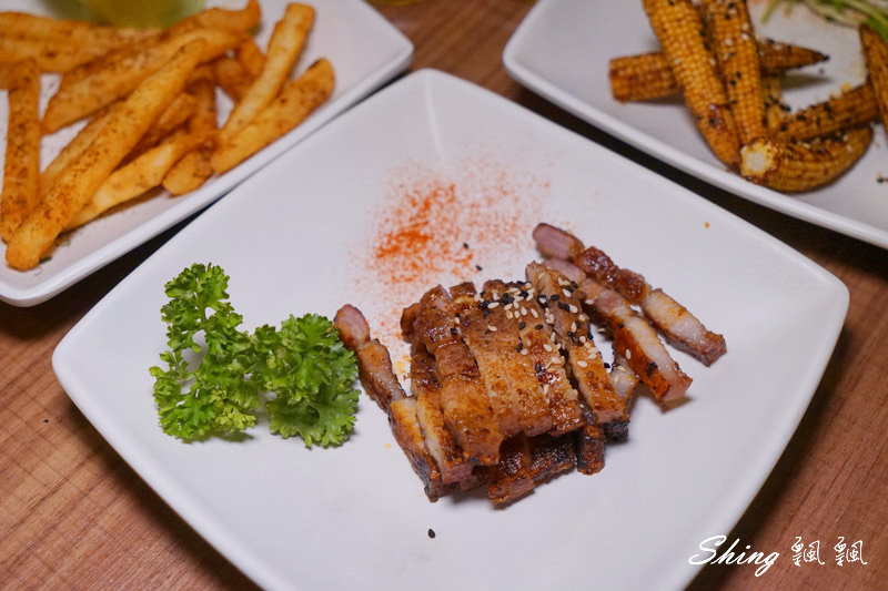 [台中] Mr. bar 風味炭燒-台中西屯區炭燒店，美式風格、餐點美味，老闆親自選材主打新鮮，鄰近逢甲夜市 @博士生瘋狂日記