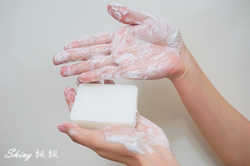 [保養] Dr.Douxi朵璽卵殼素系列+熬夜看不出來之必備熬夜奇蹟霜 @博士生瘋狂日記