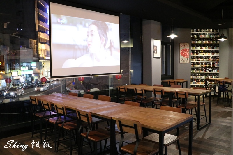[台中] 薩克森比利時餐酒館自由店-台中中區最棒餐酒館and飛鏢聚餐場地，12節氣啤酒你都喝過了沒?! @博士生瘋狂日記