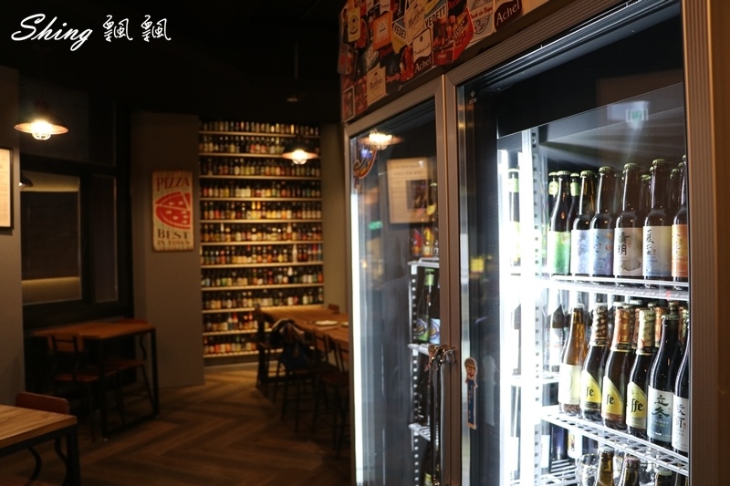 [台中] 薩克森比利時餐酒館自由店-台中中區最棒餐酒館and飛鏢聚餐場地，12節氣啤酒你都喝過了沒?! @博士生瘋狂日記