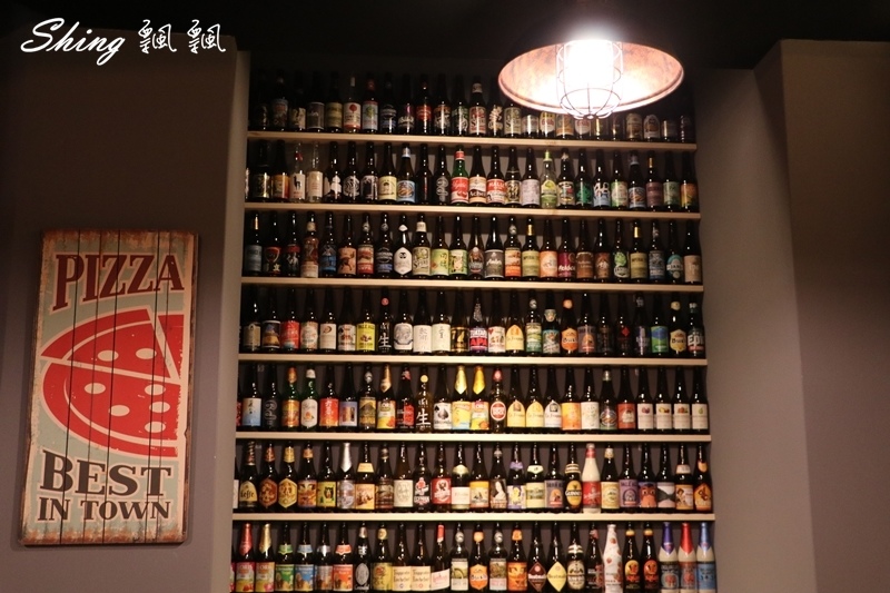 [台中] 薩克森比利時餐酒館自由店-台中中區最棒餐酒館and飛鏢聚餐場地，12節氣啤酒你都喝過了沒?! @博士生瘋狂日記