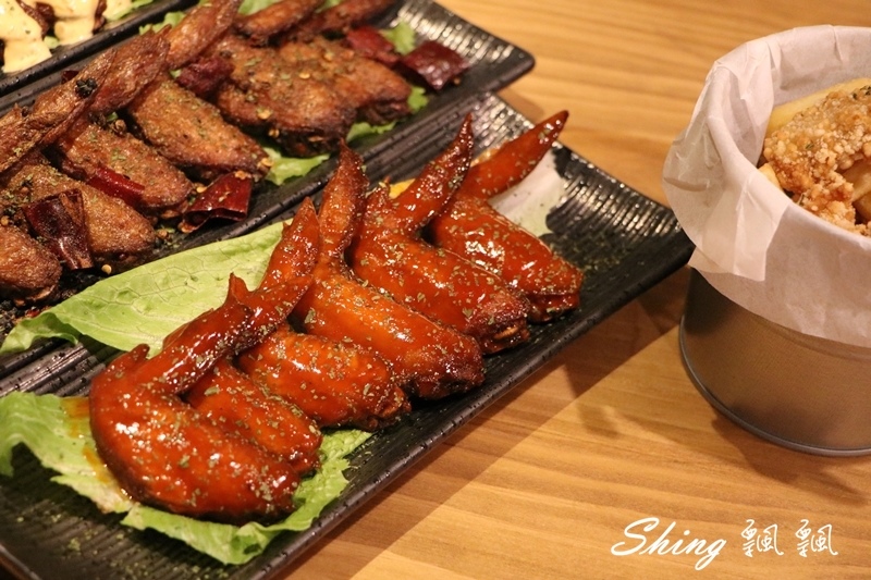 [台中] 薩克森比利時餐酒館自由店-台中中區最棒餐酒館and飛鏢聚餐場地，12節氣啤酒你都喝過了沒?! @博士生瘋狂日記