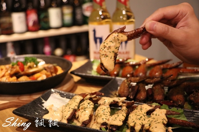 [台中] 薩克森比利時餐酒館自由店-台中中區最棒餐酒館and飛鏢聚餐場地，12節氣啤酒你都喝過了沒?! @博士生瘋狂日記