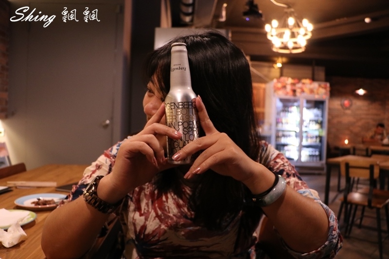 [台中] 薩克森比利時餐酒館自由店-台中中區最棒餐酒館and飛鏢聚餐場地，12節氣啤酒你都喝過了沒?! @博士生瘋狂日記