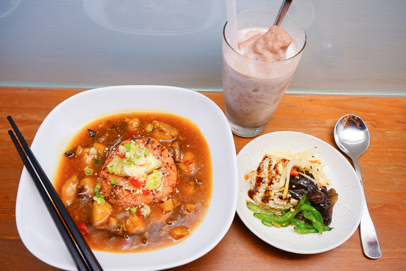 [台中] 這一隻熊Buka-台中北屯特色咖啡館，森林系美景超好拍照，網美IG熱門打卡景點 @博士生瘋狂日記