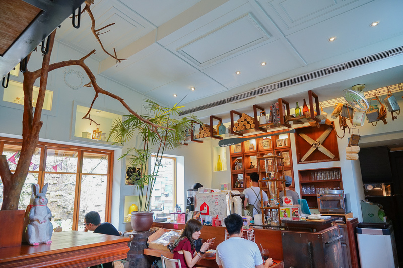 [台中] 這一隻熊Buka-台中北屯特色咖啡館，森林系美景超好拍照，網美IG熱門打卡景點 @博士生瘋狂日記