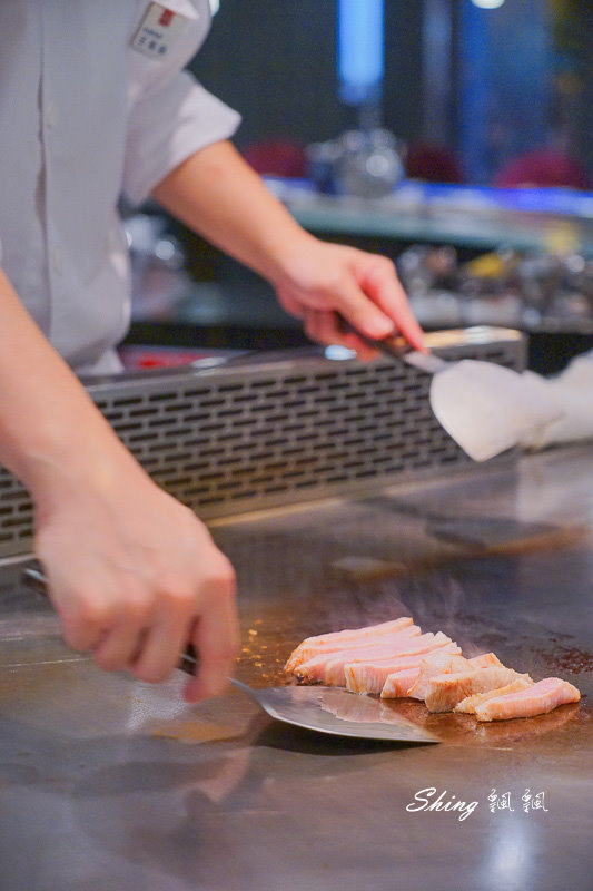 [美食] 夏慕尼新香榭鐵板燒台中大隆店-台中精明商圈餐廳推薦，吃的精巧又吃的飽，1030套餐滿意超值 @博士生瘋狂日記