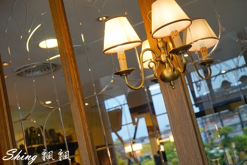 [美食] PAUL-經典法式料理甜點，夏季品嘗味蕾的南法之旅，最愛白酒茄汁燉香辣小羊肩!! @博士生瘋狂日記