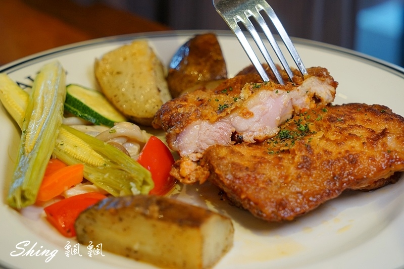 [美食] PAUL-經典法式料理甜點，夏季品嘗味蕾的南法之旅，最愛白酒茄汁燉香辣小羊肩!! @博士生瘋狂日記