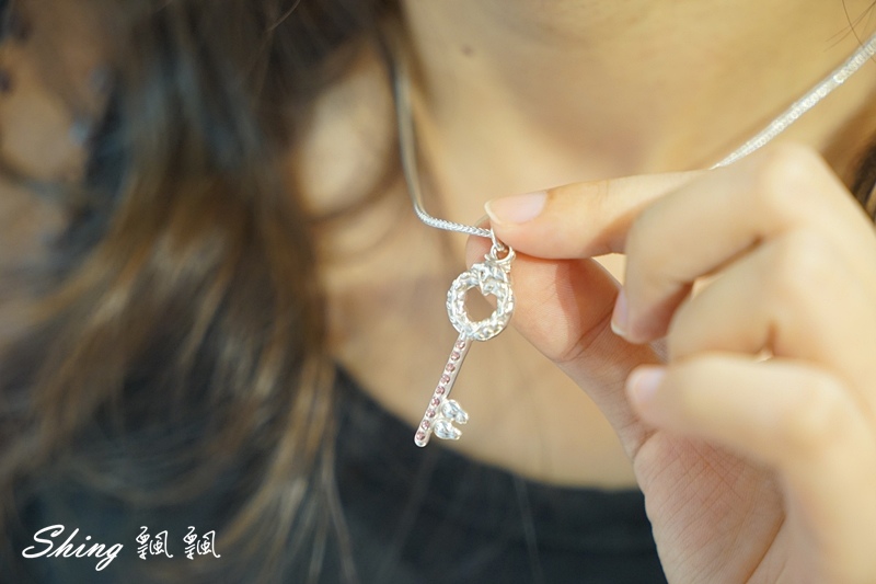 [個性穿搭] 2017 M&F 美國原創品牌飾品進駐台中勤美誠品櫃啦!! 土耳其藍個性飾品攻陷我心，還有捕夢網耳環的傳說 @博士生瘋狂日記