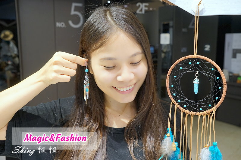 [個性穿搭] 2017 M&F 美國原創品牌飾品進駐台中勤美誠品櫃啦!! 土耳其藍個性飾品攻陷我心，還有捕夢網耳環的傳說 @博士生瘋狂日記
