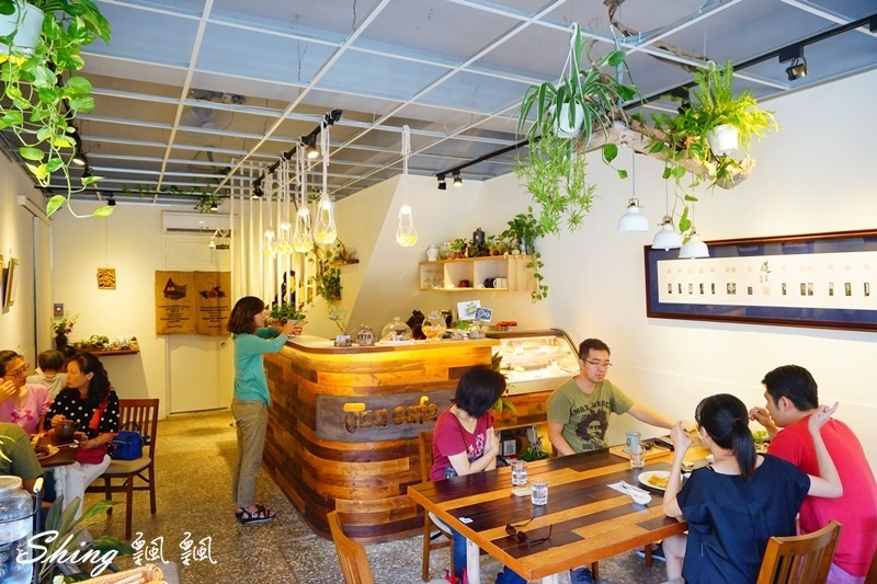 [台北板橋] 稼咖啡Jia Cafe-板橋咖啡廳複合藝文展覽，還有幸福的手做甜點加上專業手沖咖啡 @博士生瘋狂日記