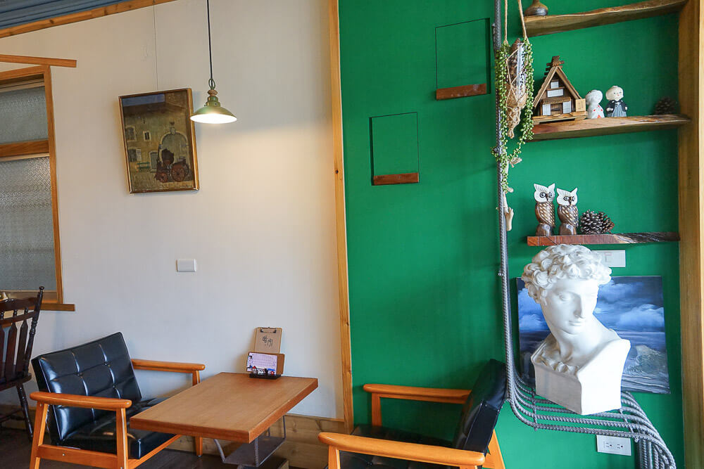 [苗栗美食] 甜宅Cafe-苗栗市咖啡館，隱藏巷弄內的靜謐空間，不賣輕食，只有甜點跟咖啡的巷弄下午茶 @博士生瘋狂日記