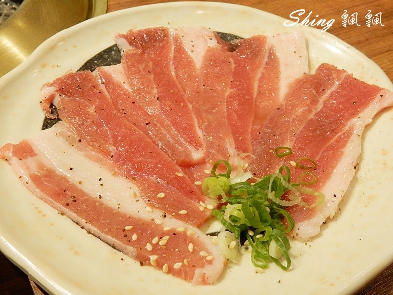 [台北板橋] 板橋車站乾杯列車燒肉居酒屋-越吃越無奈之乾杯已經不是以前的乾杯燒肉 @博士生瘋狂日記