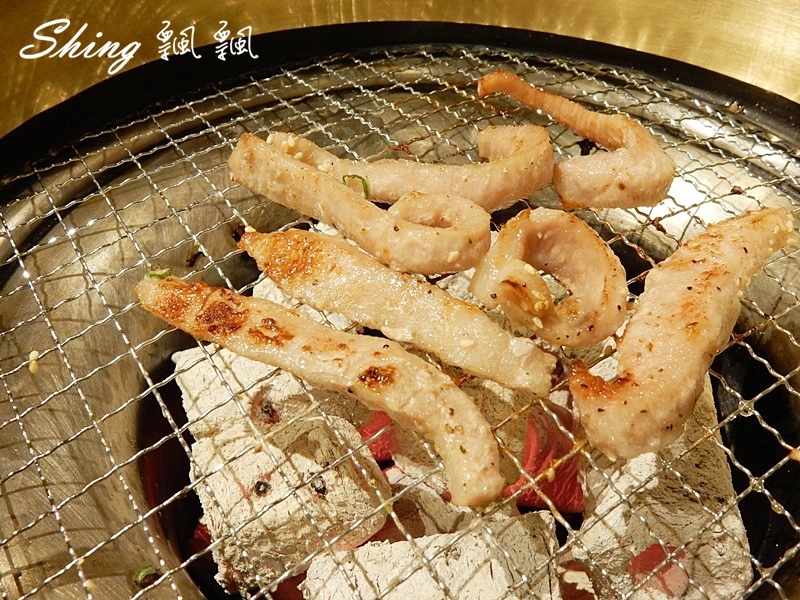 [台北板橋] 板橋車站乾杯列車燒肉居酒屋-越吃越無奈之乾杯已經不是以前的乾杯燒肉 @博士生瘋狂日記