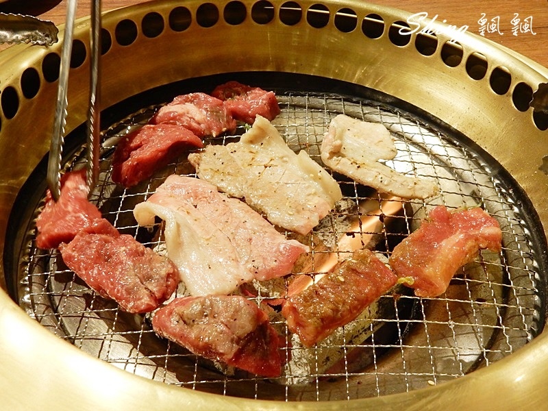 [台北板橋] 板橋車站乾杯列車燒肉居酒屋-越吃越無奈之乾杯已經不是以前的乾杯燒肉 @博士生瘋狂日記