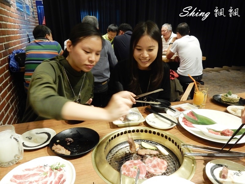 [台北板橋] 板橋車站乾杯列車燒肉居酒屋-越吃越無奈之乾杯已經不是以前的乾杯燒肉 @博士生瘋狂日記