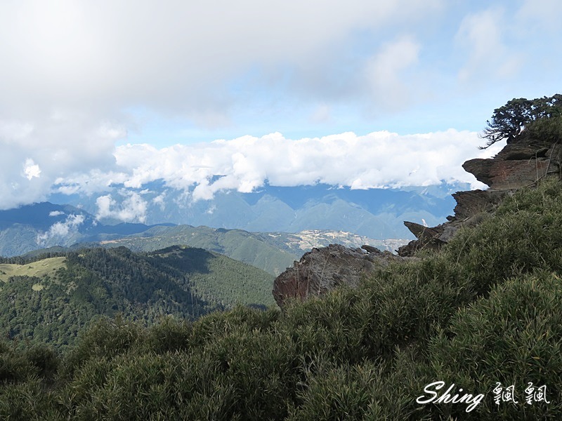 合歡山北峰小溪營地露營(上)-台灣百岳3天2夜搭帳喝咖啡，享受大自然的日出跟夕陽 @博士生瘋狂日記