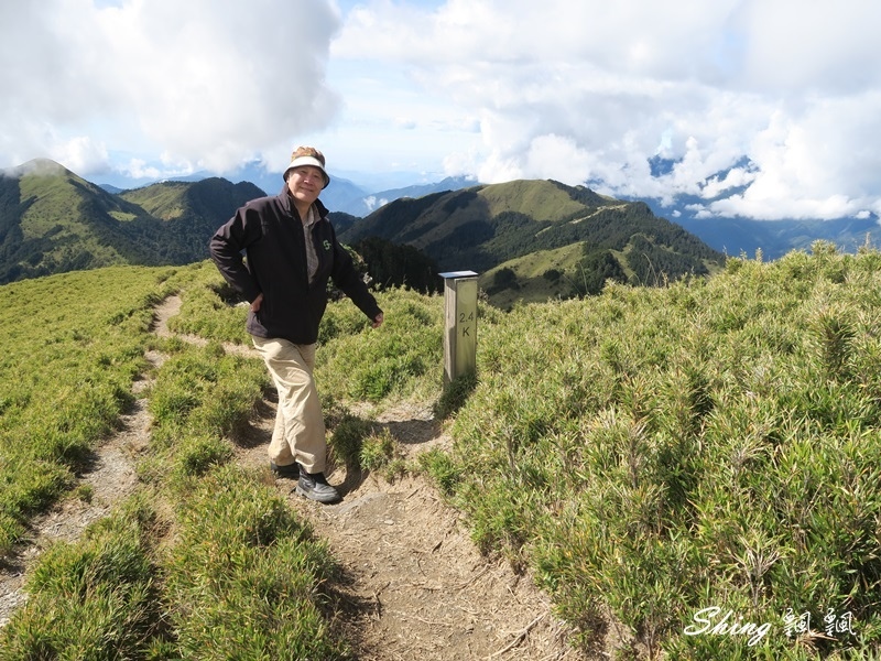 合歡山北峰小溪營地露營(上)-台灣百岳3天2夜搭帳喝咖啡，享受大自然的日出跟夕陽 @博士生瘋狂日記