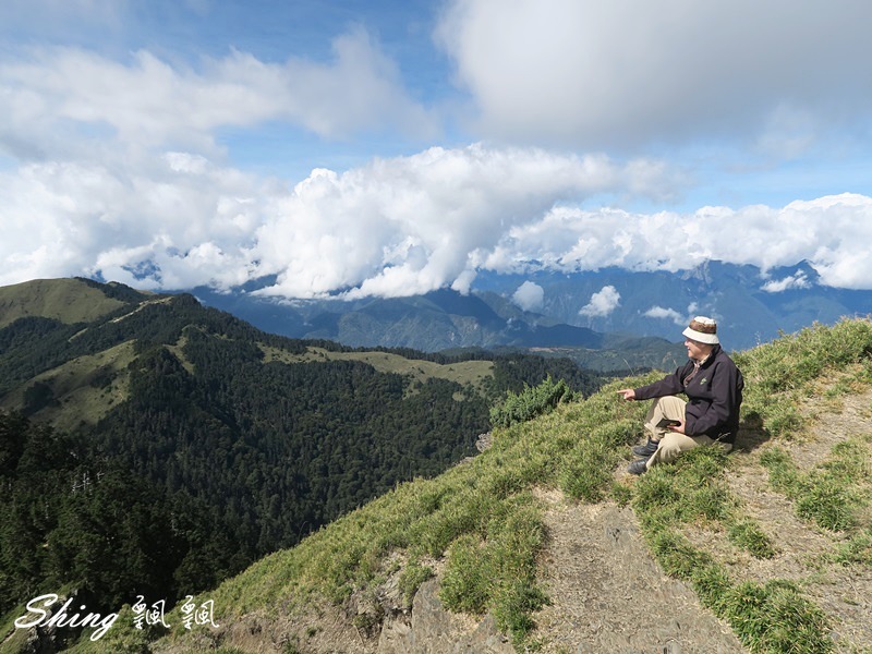 合歡山北峰小溪營地露營(上)-台灣百岳3天2夜搭帳喝咖啡，享受大自然的日出跟夕陽 @博士生瘋狂日記