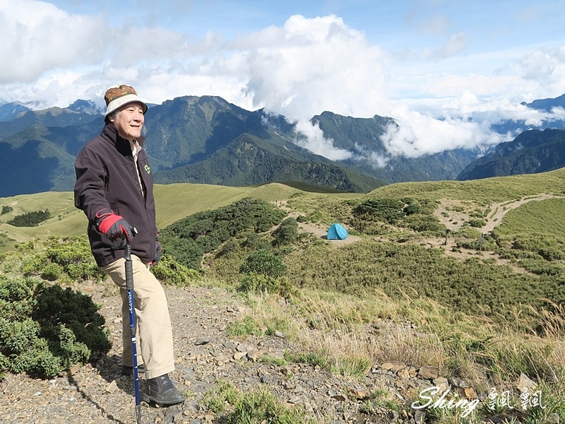 合歡山北峰小溪營地露營(上)-台灣百岳3天2夜搭帳喝咖啡，享受大自然的日出跟夕陽 @博士生瘋狂日記