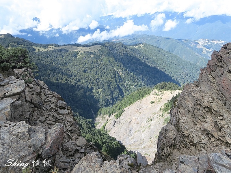 合歡山北峰小溪營地露營(上)-台灣百岳3天2夜搭帳喝咖啡，享受大自然的日出跟夕陽 @博士生瘋狂日記