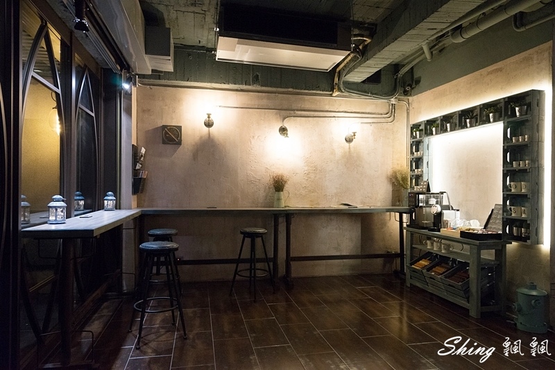台中莿桐花文創微旅-2018新開幕住宿，超適合拍照的台中住宿旅店，近第四信用合作社冰店及台中火車站 @博士生瘋狂日記