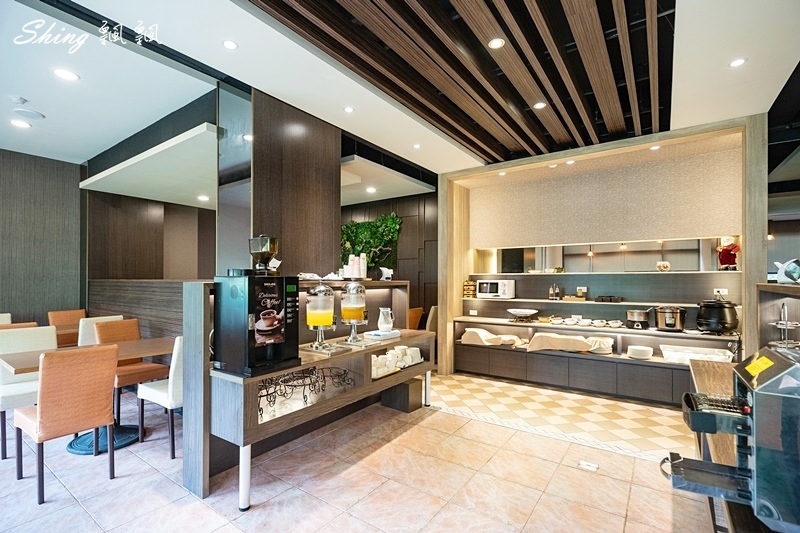 台中和樂商旅DESIGN HOTEL-朝馬轉運站周邊全新裝修，近台中秋紅谷，具設計感的逢甲夜市住宿推薦 @博士生瘋狂日記