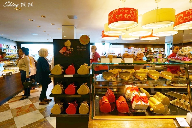 蘇黎世瑞士百年巧克力品牌旗艦店confiserie sprungli-蘇黎世屹立不搖的瑞士最夯170年巧克力旗艦店 @博士生瘋狂日記