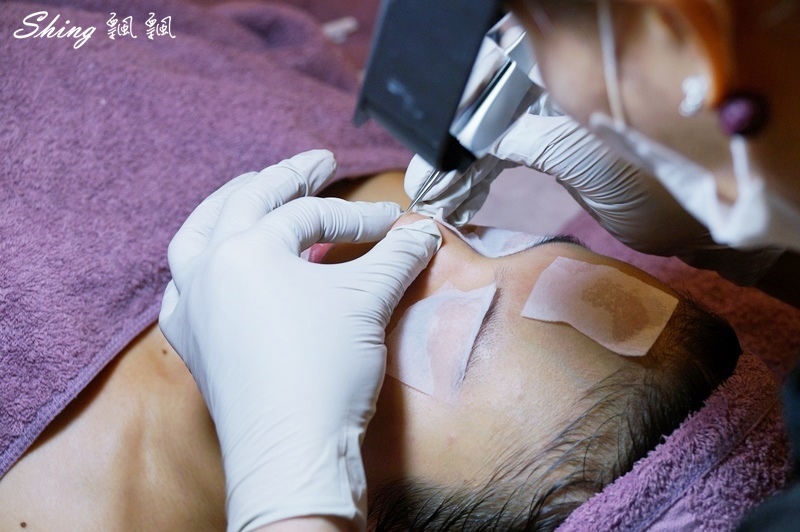 漾時尚美學館 Young Spa-台北東區預約制深度臉部筋絡放鬆，不可錯過的特殊撥經與頭部按摩手法，臉部換季大掃除!! @博士生瘋狂日記