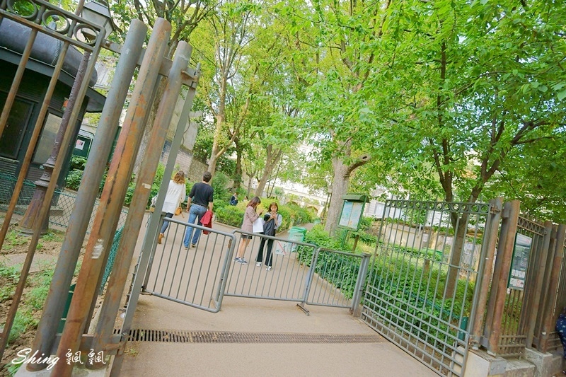 法國巴黎旅遊景點-蒙馬特愛牆Le mur des je t’aime，巴黎聖心大教堂路上浪漫心動小景點 @博士生瘋狂日記