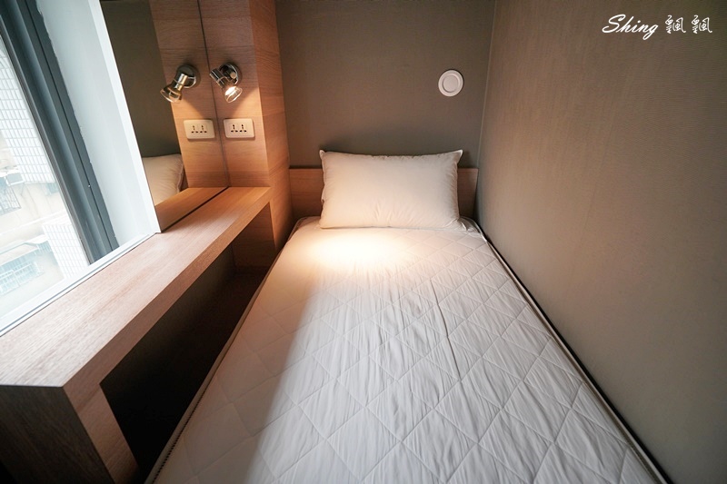 台北發現青年旅舍Taipei Discover Hostel-膠囊旅館推薦，背包客最舒適的旅遊中繼站，24小時不斷電公共空間 @博士生瘋狂日記