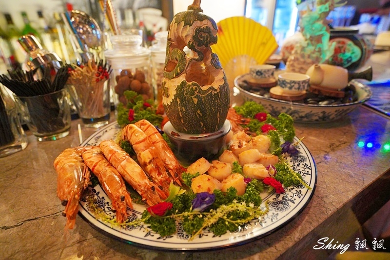 Myth-Dragon 台中夜店餐酒館-台中中國風酒吧，質感調酒還有川劇變臉表演，展現全新風格的復古小上海 @博士生瘋狂日記