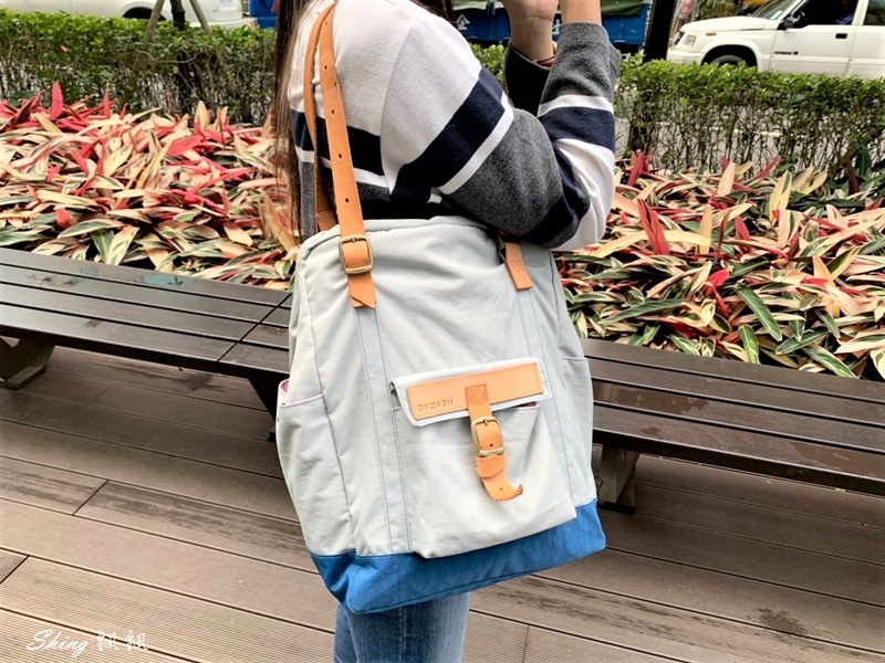 DYDASH嘖嘖包-台灣設計師品牌包包品牌推薦，最貼心的多功能旅行包包，出國旅遊好幫手! @博士生瘋狂日記