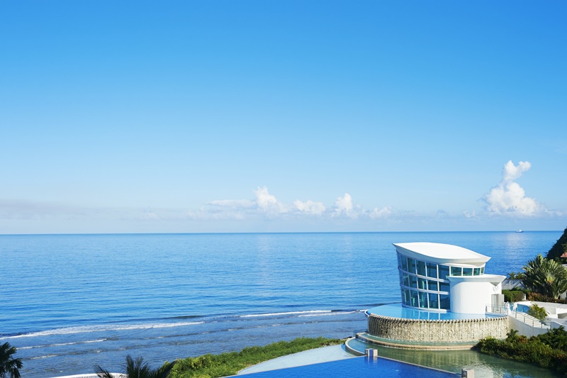 艾洛詩海外婚禮Arluis Wedding-夏威夷vs關島海外婚禮推薦，絕美水晶教堂，海邊奔跑海島浪漫婚禮首選 @博士生瘋狂日記