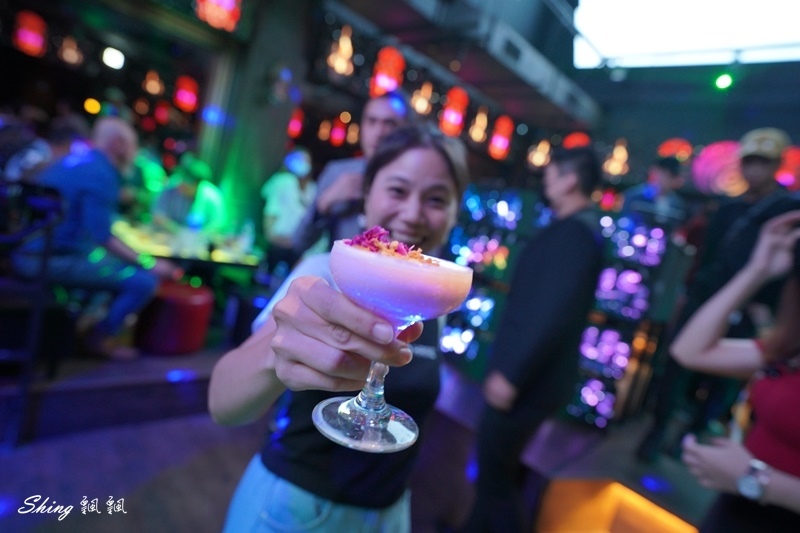 MYTH-Ocean台中質感系特色酒吧推薦-2020全新開幕，沉浸式南洋熱帶海洋風酒吧，給你最精采的夜晚!! @博士生瘋狂日記