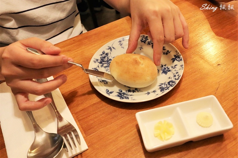 蘆卡樹法式小館Le coin chaud-板橋人推薦!! 適合家庭聚餐，朋友慶生的溫馨巷弄板橋法式餐廳 @博士生瘋狂日記