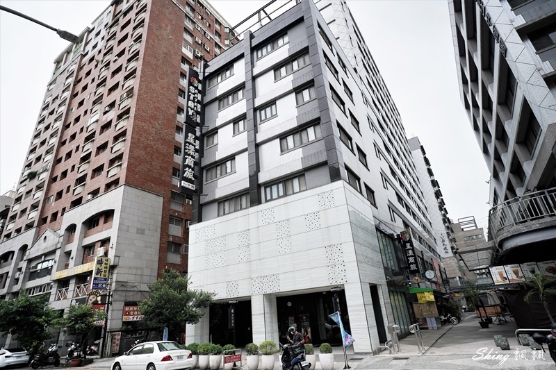 [台中] 星漾商旅STAY Hotel-一中商圈鬧中取靜商務旅店住宿推薦，生活機能佳高評價台中商旅 @博士生瘋狂日記