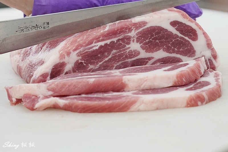 海藻豬鮮切肉舖-台中生鮮肉品，海鮮冷凍直送，客製化現切松阪豬超美味!!!!! @博士生瘋狂日記