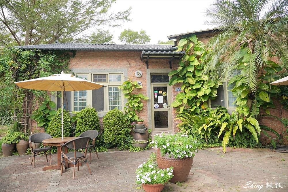 苗栗旅遊景點推薦-農場探訪苗栗一日遊，西湖採果露營農場餐廳，給自己一個大自然中忘憂輕旅行 @博士生瘋狂日記