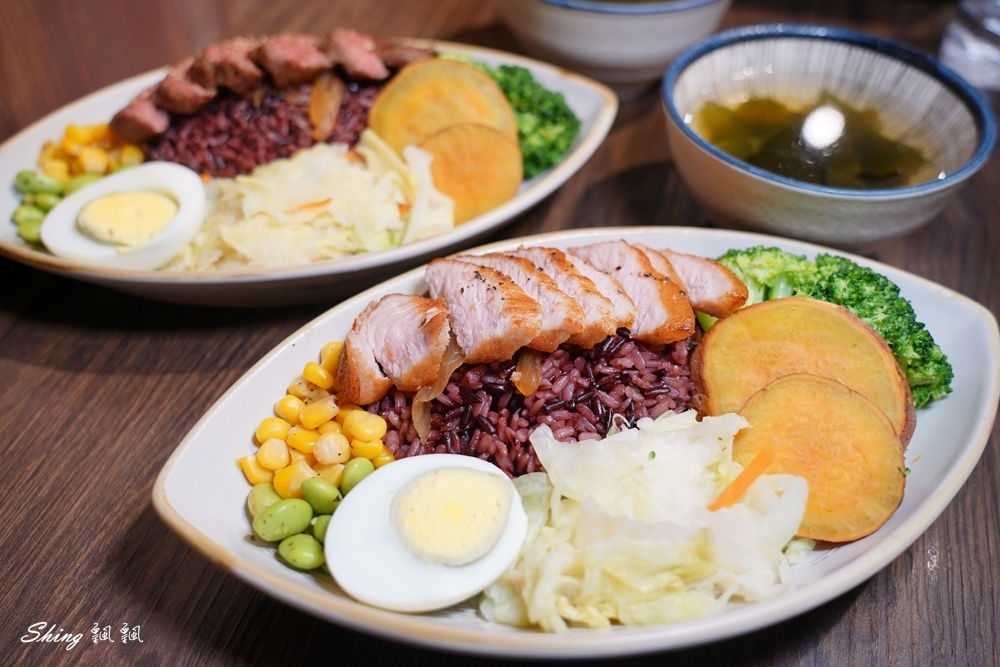 低GI.com精緻低卡餐盒板橋店-高貴不貴精緻百元便當，板橋便當外帶推薦!! @博士生瘋狂日記