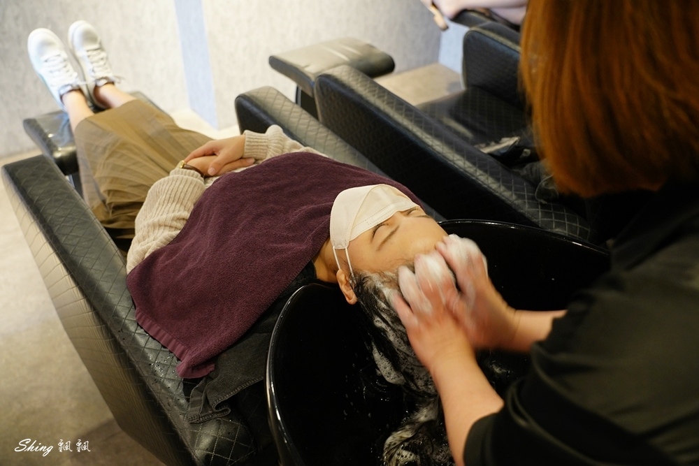 Virus Hair Salon 24H-細軟髮燙髮+護髮SPA太享受，24小時髮廊一中店大推薦!!! @博士生瘋狂日記