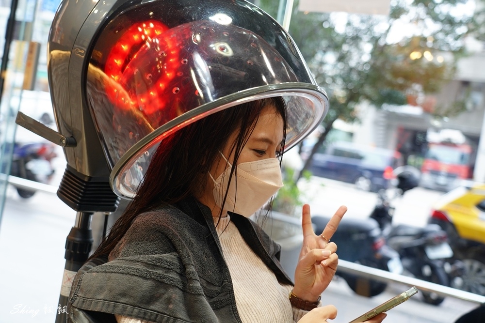Virus Hair Salon 24H-細軟髮燙髮+護髮SPA太享受，24小時髮廊一中店大推薦!!! @博士生瘋狂日記