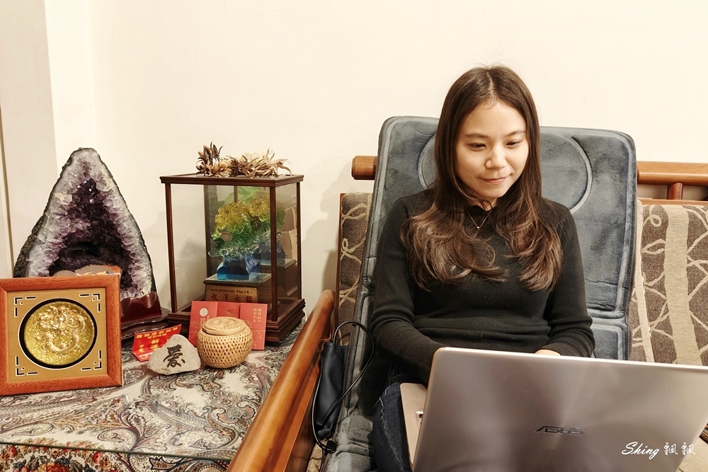 JHT震波紓壓溫熱按摩墊-居家日常按摩神物，慰勞辛苦了一天的自己!! @博士生瘋狂日記