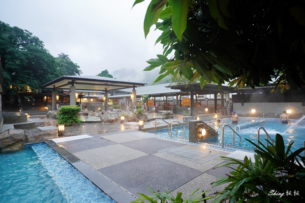 大板根森林溫泉酒店-台北僅存的亞熱帶森林渡假村，和式行溫泉客房，包棟還有超大客廳!! @博士生瘋狂日記