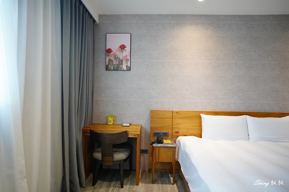 享得道行旅In Joy Hotel -台中逢甲夜市住宿推薦，有美麗超大露臺，外加宵夜不怕餓肚子!! @博士生瘋狂日記