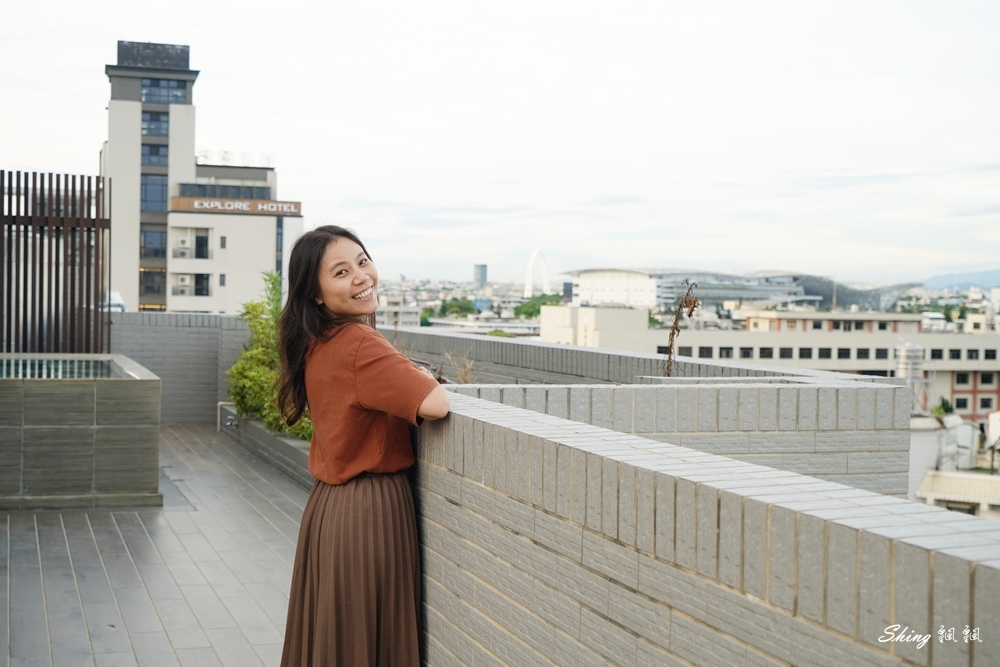 KUN HOTEL逢甲住宿推薦-台中逢甲夜市超方便住宿，大家都不知道這裡有頂樓SPA池超放鬆!! @博士生瘋狂日記